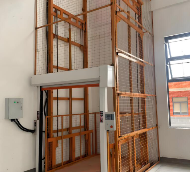 阜城升降货梯是特种设备码